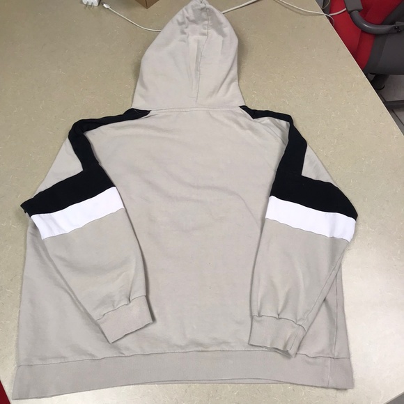 H&M Men’s Hoodie - Picture 14 of 15